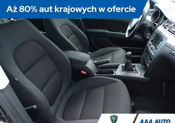 Skoda Superb cena 50000 przebieg: 144305, rok produkcji 2015 z Cedynia małe 326